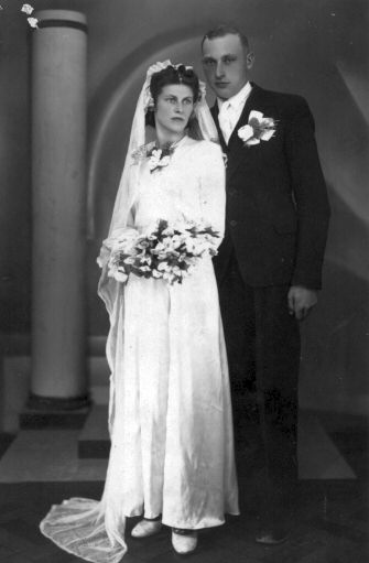 Janina Turek na zdjciu lubnym z mem Janem Kwitkowskim rozstrzelanym w Rozwadowie w 1943 roku